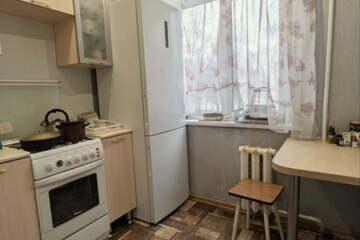 2-к квартира, 43 м², 2/5 эт.