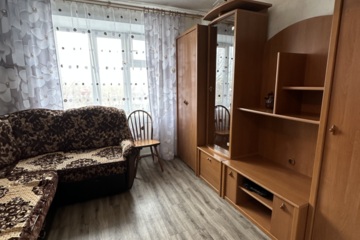 Комната, (всего 2 ком.), 45 м², 7/9 эт.