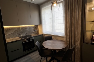 1-к квартира, 40 м², 4/10 эт.