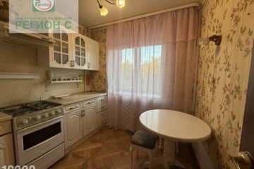 2-к квартира, 44 м², 3/5 эт.