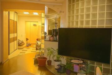 4-к квартира, 102 м², 4/4 эт.