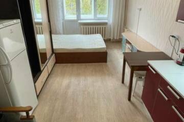 Комната, (всего 5 ком.), 100 м², 4/5 эт.