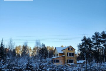 Дом, 240,6 м², 3 эт.