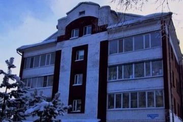 4-к квартира, 118,8 м², 1/4 эт.