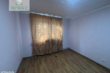 Комната, (всего 4 ком.), 40 м², 5/5 эт.