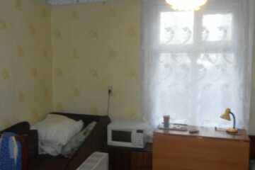 Комната, (всего 2 ком.), 44,2 м², 1/2 эт.