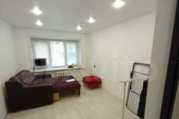 Комната, (всего 5 ком.), 80 м², 3/5 эт.